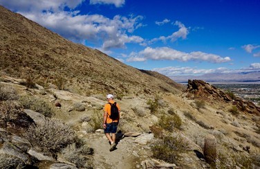 6 58628_Desert Hiking GettyImages-1068048084