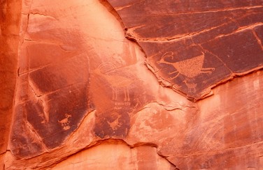 2 58570_Petroglyphs in Arizona 805 x 453