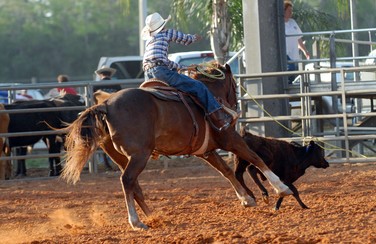 9 58564_Horseback riding in AZ 1640 x 923