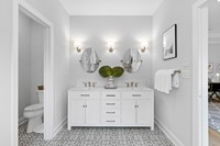 94975_Enclave at Old Tappan_Haverford_Owner_s Spa Bath_Classic_Palette 2